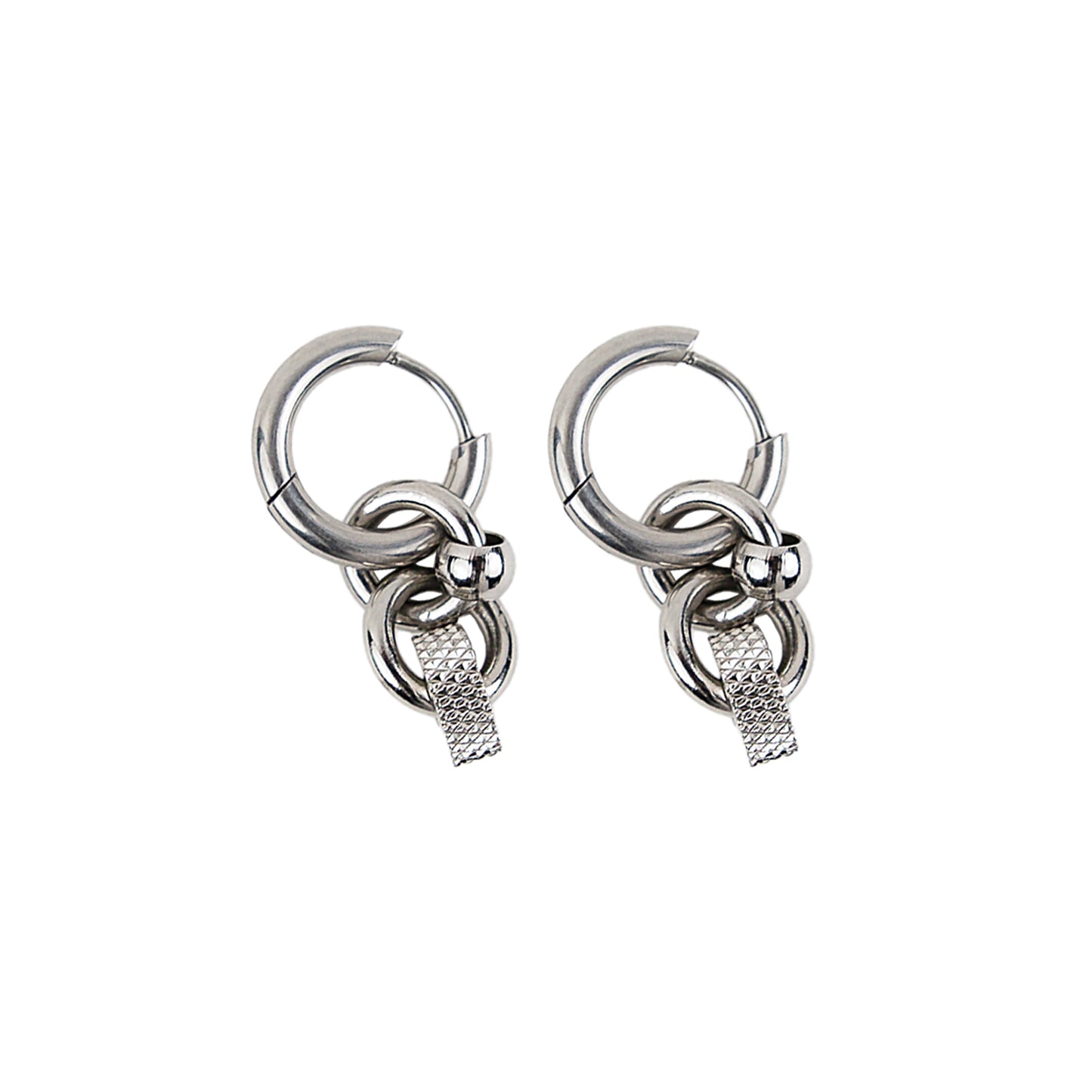 boucle d'oreille en acier inoxydable. Bijoux y2k. Bijoux punk. Bijoux rock. Bijoux glam rock. Bijoux grunge. Boucles d'oreilles Y2K. Boucles d'oreilles punk. Boucles d'oreilles rock. Boucles d'oreilles glam rock. Boucles d'oreilles grunge. Boucle d'oreille techno. Boucle d'oreille made in France. Bijoux techno. Bijoux made in France. Bijoux design. Alt style. Alternative. Underground. Goth bijoux. Goth style.