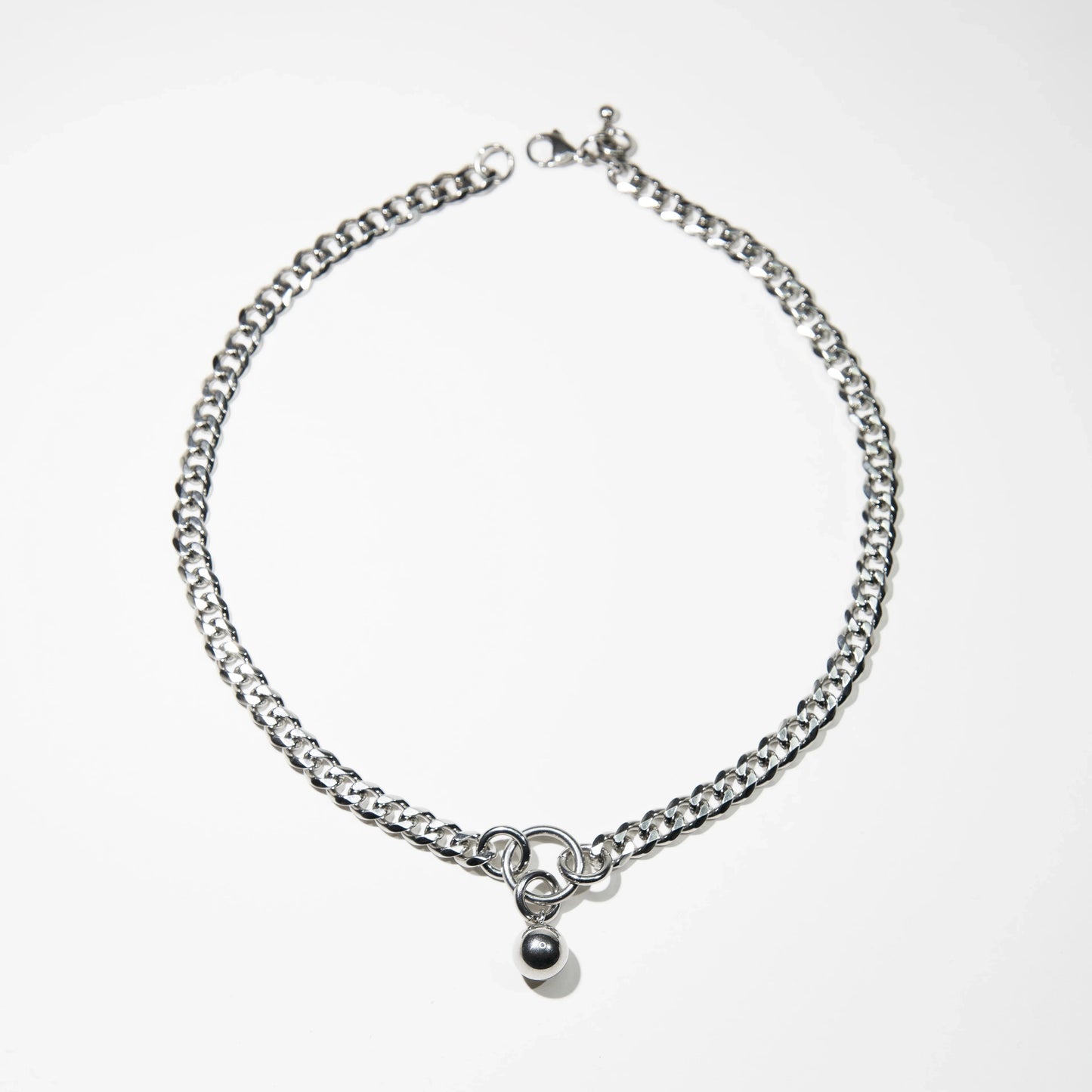 Bijoux en acier inoxydable. Collier en acier inoxydable. Bijoux y2k. Bijoux punk. Bijoux rock. Bijoux glam rock. Bijoux grunge. Colliers Y2K. Colliers punk. Colliers rock. Colliers glam rock. Colliers grunge.