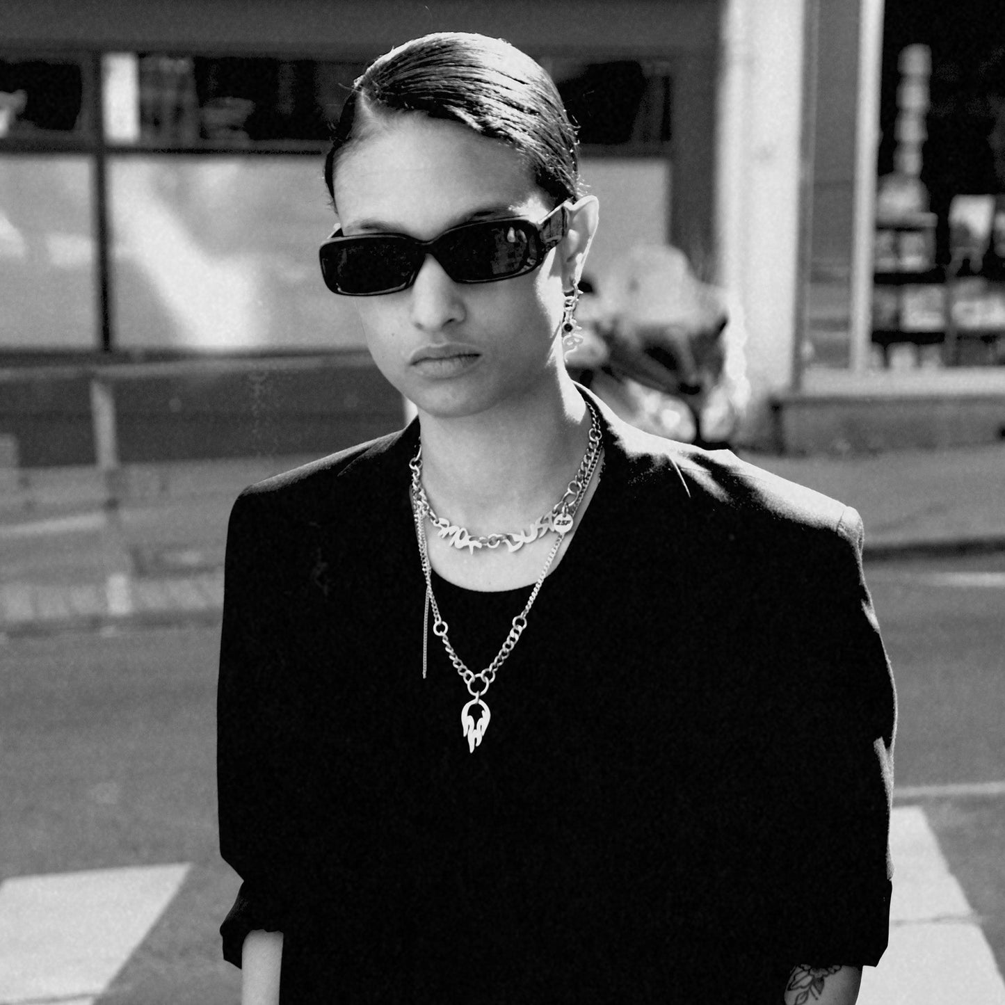 Bijoux y2k. Bijoux punk. Bijoux rock. Bijoux glam rock. Bijoux grunge. Colliers Y2K. Colliers punk. Colliers rock. Colliers glam rock. Colliers grunge. Collier techno. Bijoux techno. Bijoux Kpop. Bijoux Alt. Collier Alt. Bijoux underground. Collier underground. Bijoux alternatif.