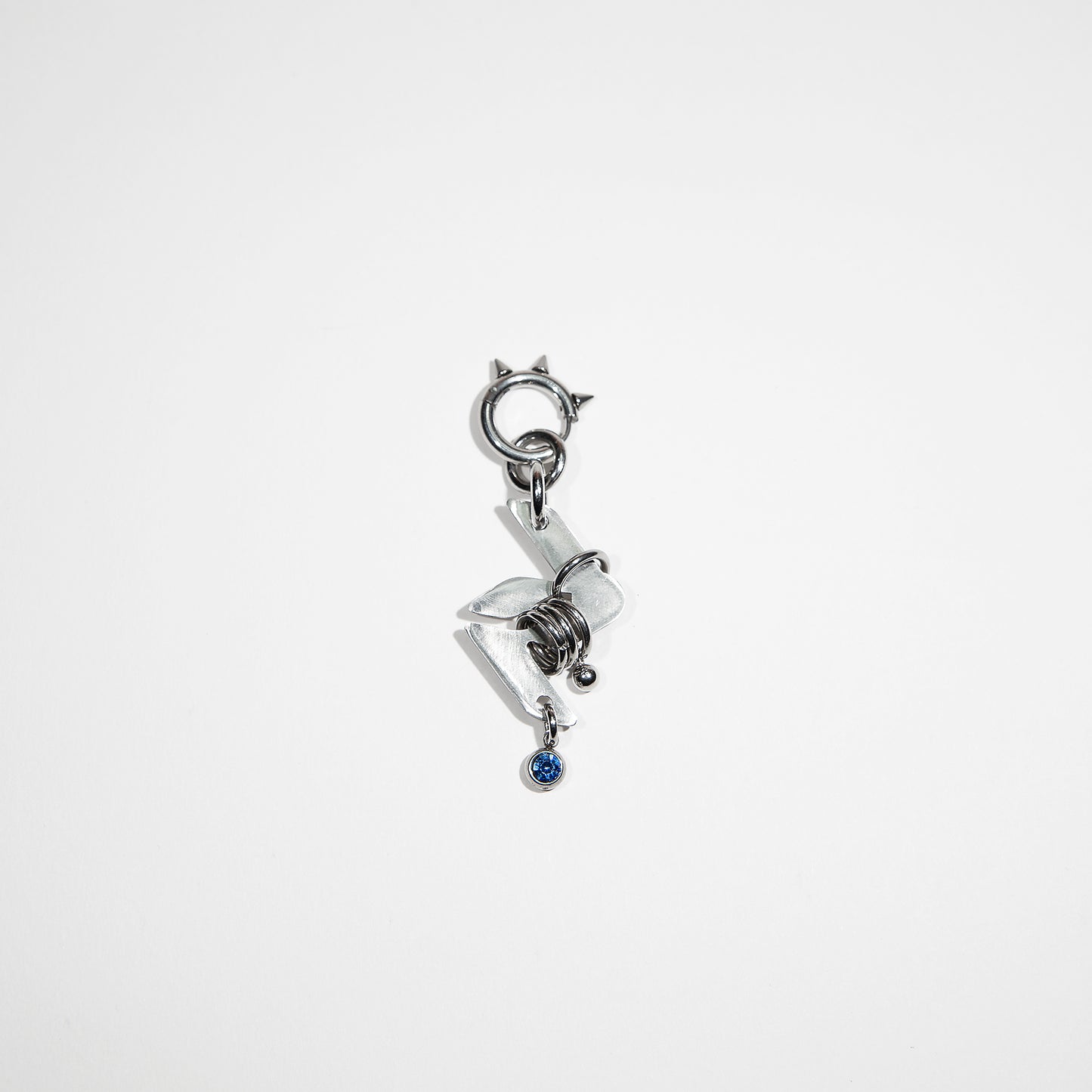 Bijoux y2k. Bijoux punk. Bijoux rock. Bijoux glam rock. Bijoux grunge. Boucles d'oreilles Y2K. Boucles d'oreilles punk. Boucles d'oreilles rock. Boucles d'oreilles glam rock. Boucles d'oreilles grunge. Boucles d'oreille unisex. Boucles d'oreille techno. Bijoux techno.