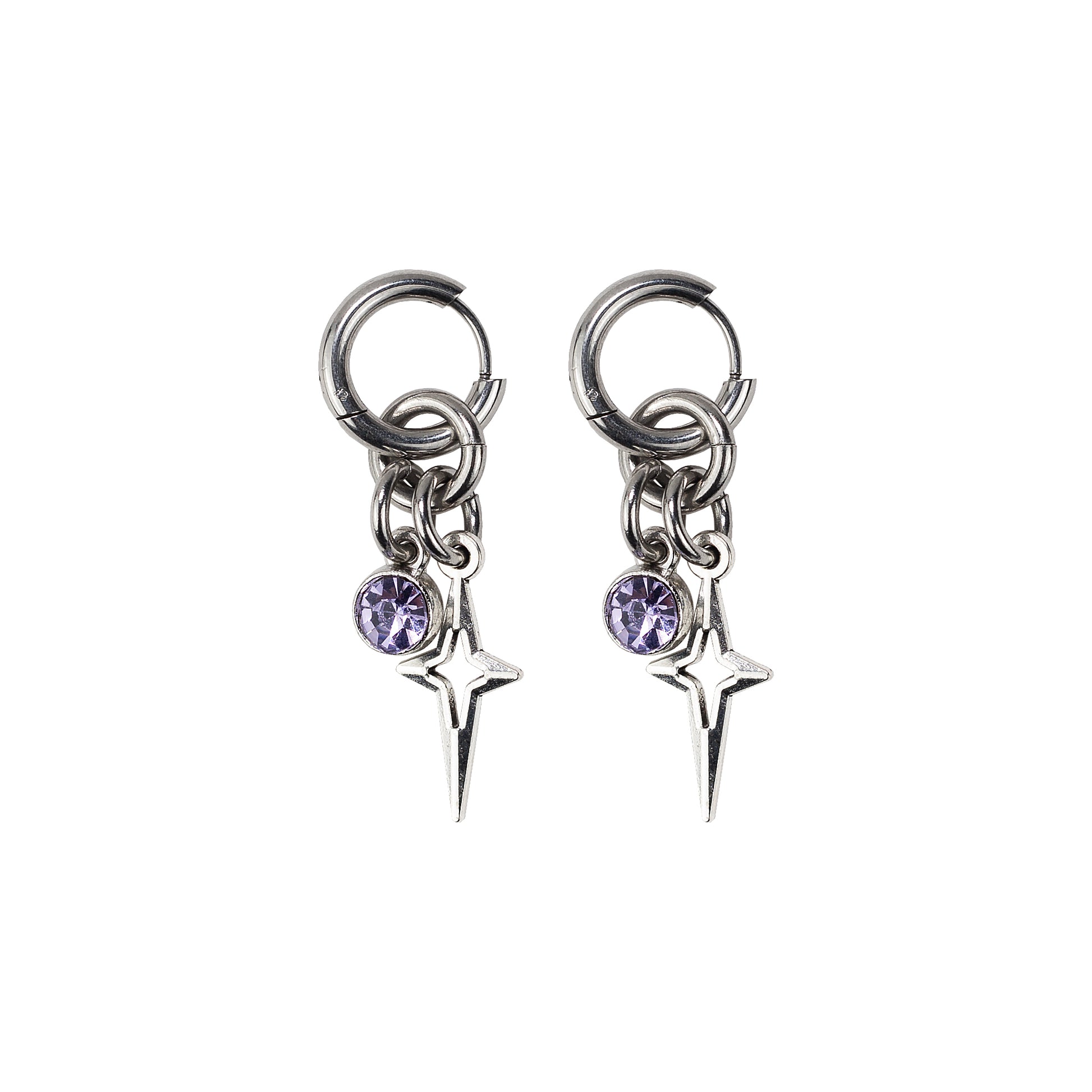 boucle d'oreille en acier inoxydable. Bijoux y2k. Bijoux punk. Bijoux rock. Bijoux glam rock. Bijoux grunge. Boucles d'oreilles Y2K. Boucles d'oreilles punk. Boucles d'oreilles rock. Boucles d'oreilles glam rock. Boucles d'oreilles grunge. Boucle d'oreille techno. Boucle d'oreille made in France. Bijoux techno. Bijoux made in France. Bijoux design.