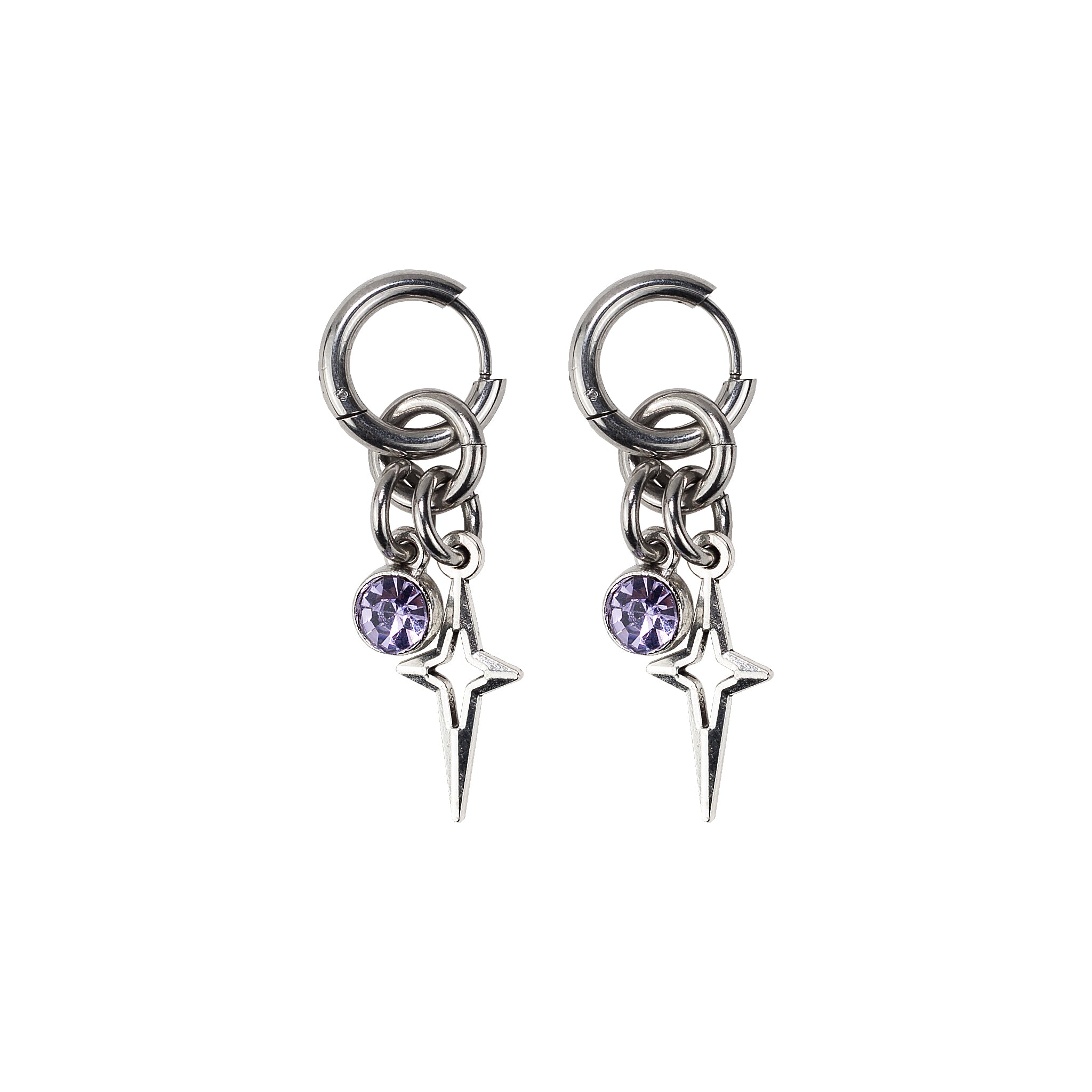 boucle d'oreille en acier inoxydable. Bijoux y2k. Bijoux punk. Bijoux rock. Bijoux glam rock. Bijoux grunge. Boucles d'oreilles Y2K. Boucles d'oreilles punk. Boucles d'oreilles rock. Boucles d'oreilles glam rock. Boucles d'oreilles grunge. Boucle d'oreille techno. Boucles d'oreille made in France. Bijoux techno. Bijoux made in France. Bijoux design. Bijoux style underground. Boucles d'oreille pour homme.