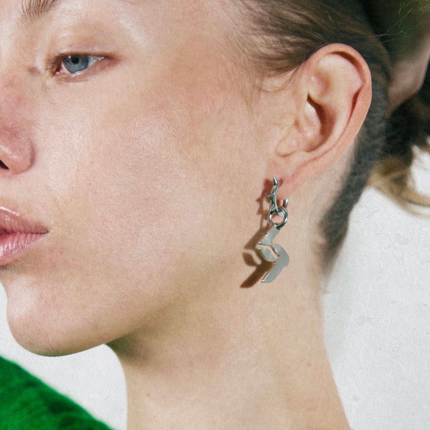 boucle d'oreille en acier inoxydable. Bijoux y2k. Bijoux punk. Bijoux rock. Bijoux glam rock. Bijoux grunge. Bijoux gothiques. Boucles d'oreilles Y2K. Boucles d'oreilles punk. Boucles d'oreilles rock. Boucles d'oreilles glam rock. Boucles d'oreilles grunge. Boucles d'oreille gothiques. Boucles d'oreille techno. Bijoux techno. Bijoux 90's. Boucle d'oreille 90's.