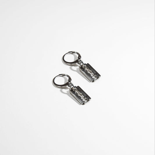 Bijoux y2k. Bijoux punk. Bijoux rock. Bijoux glam rock. Bijoux grunge. Boucles d'oreilles Y2K. Boucles d'oreilles punk. Boucles d'oreilles rock. Boucles d'oreilles glam rock. Boucles d'oreilles grunge. Boucles d'oreille unisex. Boucles d'oreille techno. Bijoux techno.