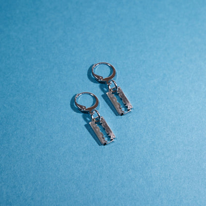 Bijoux y2k. Bijoux punk. Bijoux rock. Bijoux glam rock. Bijoux grunge. Boucles d'oreilles Y2K. Boucles d'oreilles punk. Boucles d'oreilles rock. Boucles d'oreilles glam rock. Boucles d'oreilles grunge. Boucles d'oreille unisex. Boucles d'oreille techno. Bijoux techno.