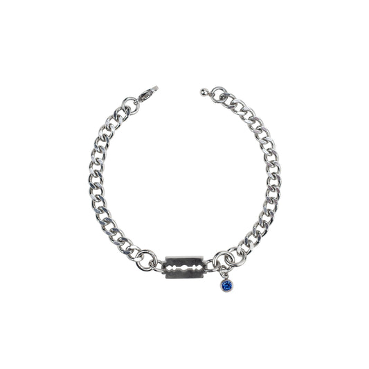 bracelet en acier inoxydable strass rouge. Bijoux y2k. Bijoux punk. Bijoux rock. Bijoux glam rock. Bijoux grunge. Bracelets Y2K. Bracelets punk. Bracelets rock. Bracelets glam rock. Bracelets grunge. Bracelets made in France. Bracelet pour homme. Bijoux pour homme. Bijoux alt. Bracelet alt. Bijoux goth. bracelet goth. Bijoux style alt. bijoux en métal.