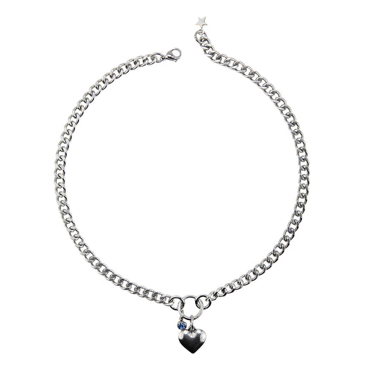 Bijoux en acier inoxydable. Collier en acier inoxydable. Bijoux y2k. Bijoux punk. Bijoux rock. Bijoux glam rock. Bijoux grunge. Colliers Y2K. Colliers punk. Colliers rock. Colliers glam rock. Colliers grunge. Collier made in France. Bijoux made in France. Collier pour homme. Collier techno.