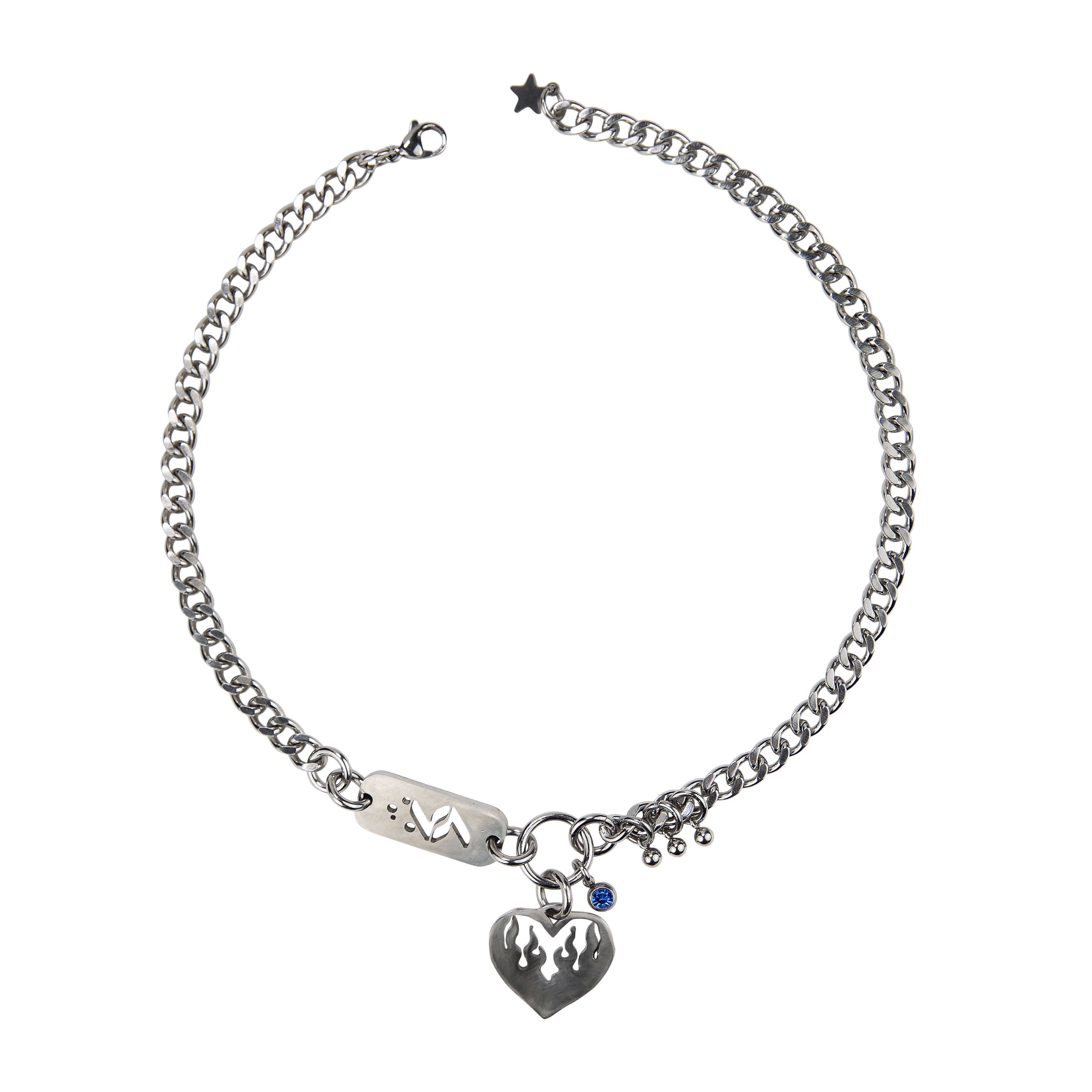 Bijoux en acier inoxydable. Collier en acier inoxydable. Bijoux y2k. Bijoux punk. Bijoux rock. Bijoux glam rock. Bijoux grunge. Colliers Y2K. Colliers punk. Colliers rock. Colliers glam rock. Colliers grunge. Collier made in France. Bijoux made in France. Collier pour homme. Collier techno. Bijoux design.