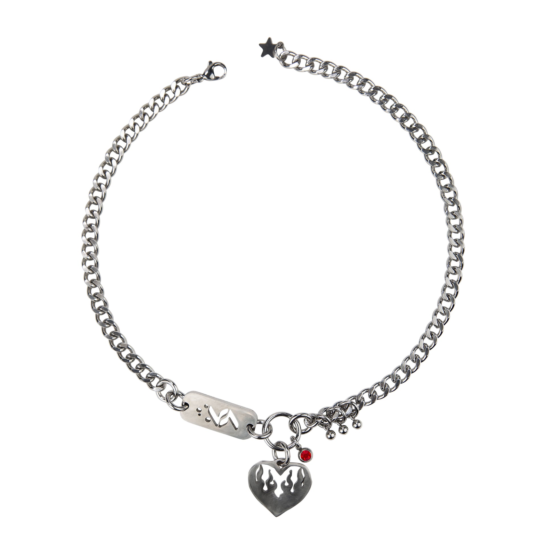 Bijoux en acier inoxydable. Collier en acier inoxydable. Bijoux y2k. Bijoux punk. Bijoux rock. Bijoux glam rock. Bijoux grunge. Colliers Y2K. Colliers punk. Colliers rock. Colliers glam rock. Colliers grunge. Collier made in France. Bijoux made in France. Collier pour homme. Collier techno. Bijoux design.