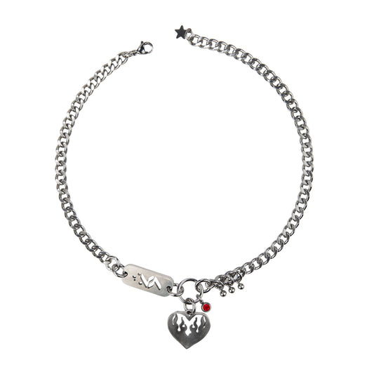 Bijoux en acier inoxydable. Collier en acier inoxydable. Bijoux y2k. Bijoux punk. Bijoux rock. Bijoux glam rock. Bijoux grunge. Colliers Y2K. Colliers punk. Colliers rock. Colliers glam rock. Colliers grunge. Collier made in France. Bijoux made in France. Collier pour homme. Collier techno. Bijoux design.