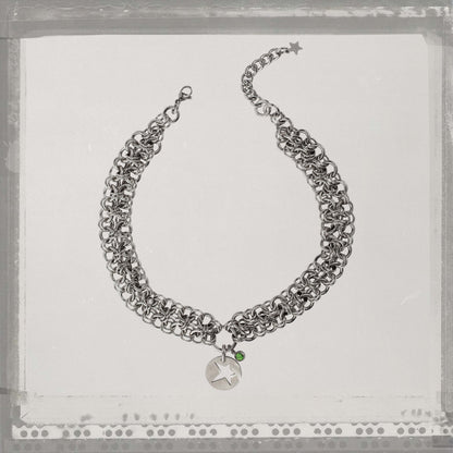 Bijoux en acier inoxydable. Collier en acier inoxydable. Bijoux y2k. Bijoux punk. Bijoux rock. Bijoux glam rock. Bijoux grunge. Colliers Y2K. Colliers punk. Colliers rock. Colliers glam rock. Colliers grunge. Collier Techno. Bijoux Techno. Bijoux design. Collier design. Collier design homme. Collier design femme. Collier Alt. Bijoux underground. Bijoux resistant. Bijou style metal. Bijoux pour homme. bijoux aesthetic.