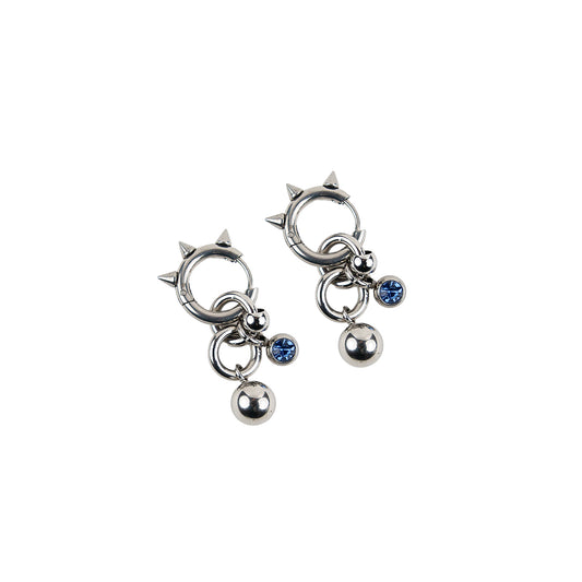 boucle d'oreille en acier inoxydable strass blue.  Bijoux y2k. Bijoux punk. Bijoux rock. Bijoux glam rock. Bijoux grunge. Boucles d'oreilles Y2K. Boucles d'oreilles punk. Boucles d'oreilles rock. Boucles d'oreilles glam rock. Boucles d'oreilles grunge.