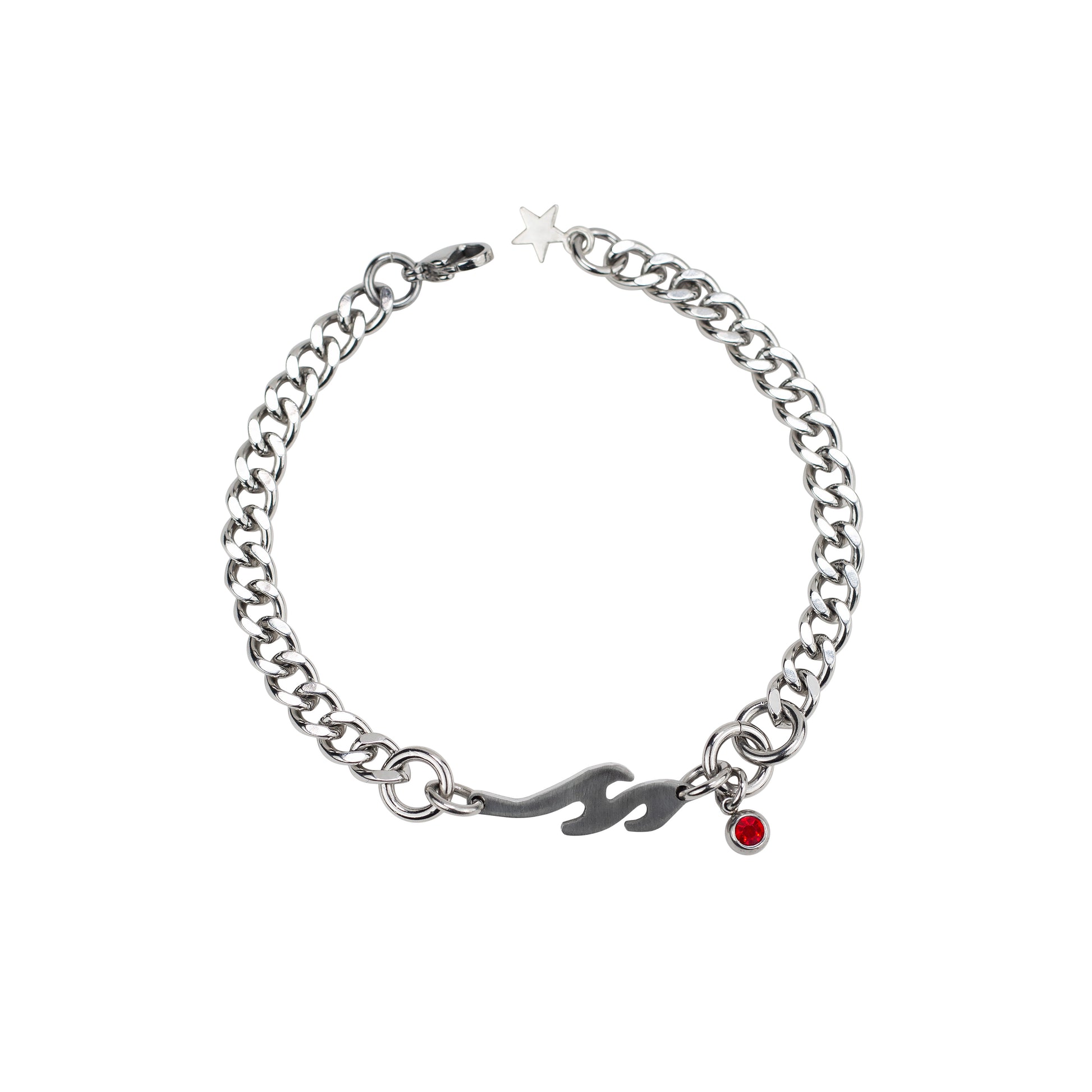 bracelet en acier inoxydable strass rouge. Bijoux y2k. Bijoux punk. Bijoux rock. Bijoux glam rock. Bijoux grunge. Bracelets Y2K. Bracelets punk. Bracelets rock. Bracelets glam rock. Bracelets grunge. Bracelets made in France. Bracelet pour homme. Bijoux pour homme. Bijoux alt. Bracelet alt. Bijoux goth. bracelet goth. Bijoux style alt. bijoux en métal.