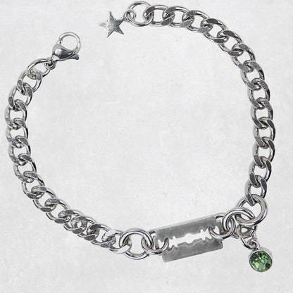 bracelet en acier inoxydable strass rouge. Bijoux y2k. Bijoux punk. Bijoux rock. Bijoux glam rock. Bijoux grunge. Bracelets Y2K. Bracelets punk. Bracelets rock. Bracelets glam rock. Bracelets grunge. Bracelets made in France. Bracelet pour homme