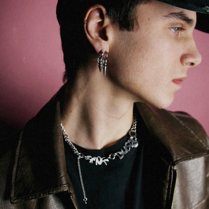 Bijoux y2k. Bijoux punk. Bijoux rock. Bijoux glam rock. Bijoux grunge. Colliers Y2K. Colliers punk. Colliers rock. Colliers glam rock. Colliers grunge. Collier made in France. Collier pour homme. Bijoux made in France.