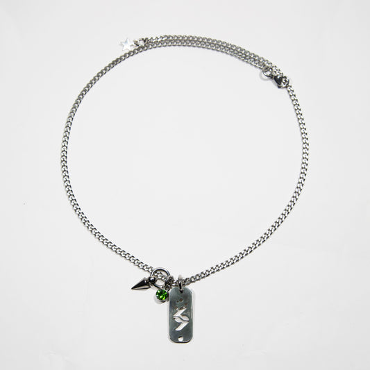 Bijoux en acier inoxydable. Collier en acier inoxydable. Bijoux y2k. Bijoux punk. Bijoux rock. Bijoux glam rock. Bijoux grunge. Colliers Y2K. Colliers punk. Colliers rock. Colliers glam rock. Colliers grunge. Collier made in France. Bijoux made in France. Collier pour homme. Collier techno.
