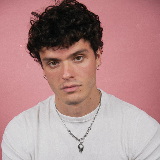 Bijoux y2k. Bijoux punk. Bijoux rock. Bijoux glam rock. Bijoux grunge. Colliers Y2K. Colliers punk. Colliers rock. Colliers glam rock. Colliers grunge. Collier techno. Bijoux techno. Bijoux Kpop.