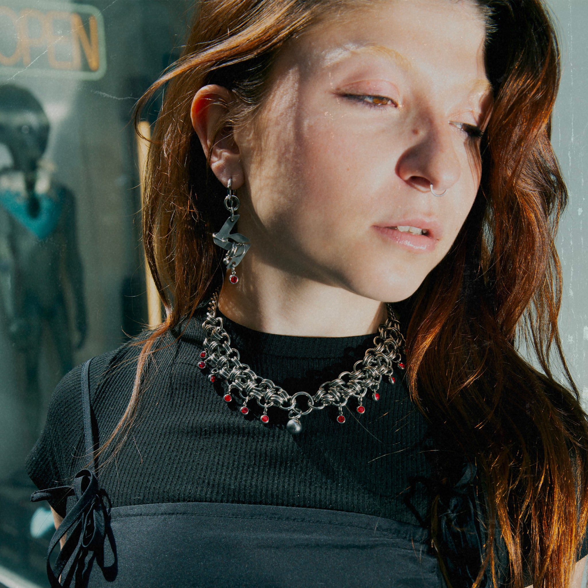 Bijoux y2k. Bijoux punk. Bijoux rock. Bijoux glam rock. Bijoux grunge. Boucles d'oreilles Y2K. Boucles d'oreilles punk. Boucles d'oreilles rock. Boucles d'oreilles glam rock. Boucles d'oreilles grunge. Boucles d'oreille unisex. Boucles d'oreille techno. Bijoux techno.