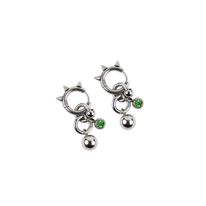 boucle d'oreille en acier inoxydable strass vert.  Bijoux y2k. Bijoux punk. Bijoux rock. Bijoux glam rock. Bijoux grunge. Boucles d'oreilles Y2K. Boucles d'oreilles punk. Boucles d'oreilles rock. Boucles d'oreilles glam rock. Boucles d'oreilles grunge.